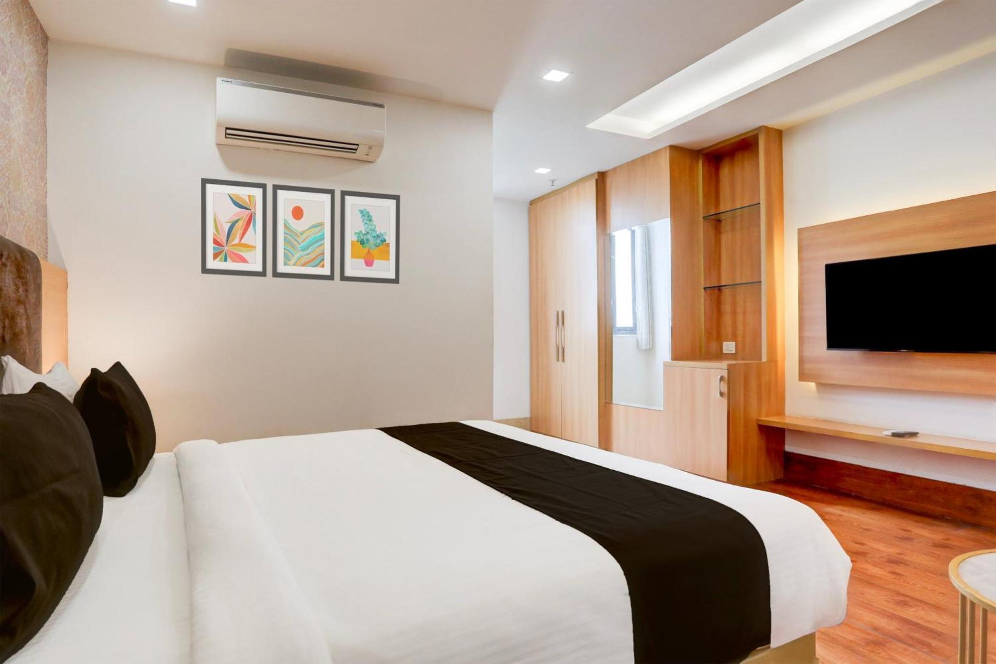 Palette Calista Premium Resort Samalkha Exteriör bild
