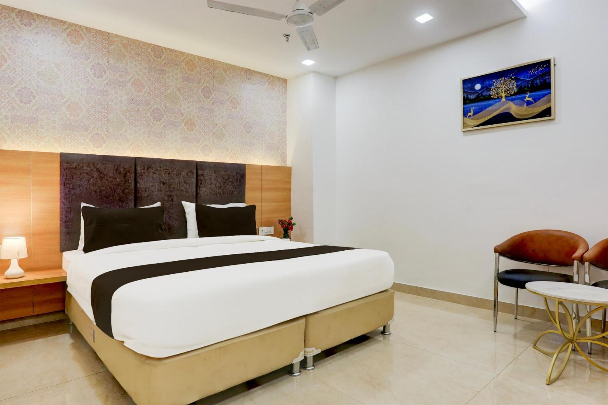 Palette Calista Premium Resort Samalkha Exteriör bild